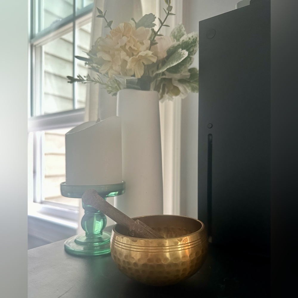 🌸 3/$20 DONATION CLEAR OUT 🌸 3.5” Bronze Singing Bowl